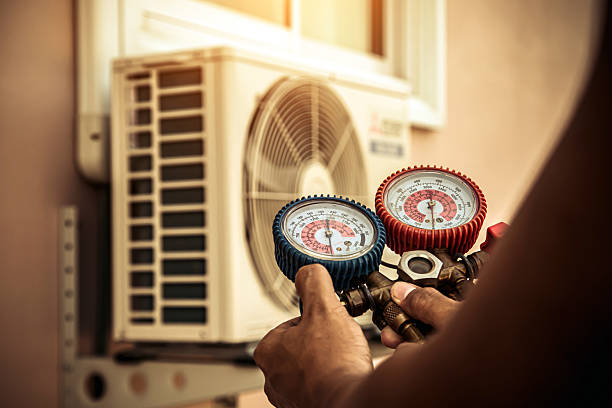 Professional Hvac technician working in Sperry, OK
